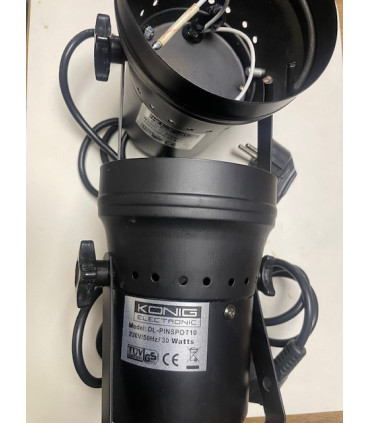 Projekcinis šviestuvas PAR36 30W  su H4515 lempa, juodas