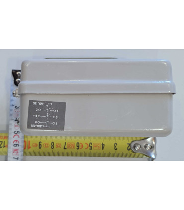 copy of Automatinis automobilinis saugiklis 12-48VDC 300A  IP67